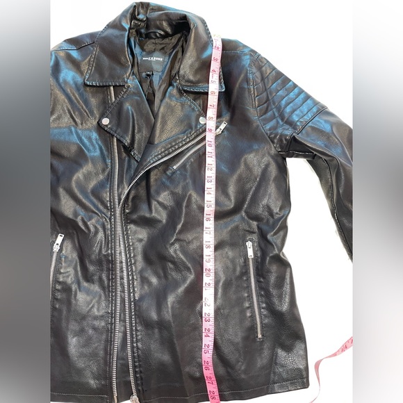 Leather jacket - Picture 7 of 7